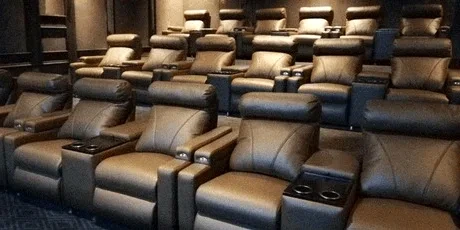 تذكرة صالة العرض الملكية VIP في سينما العراق